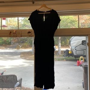 Adorable black jumper